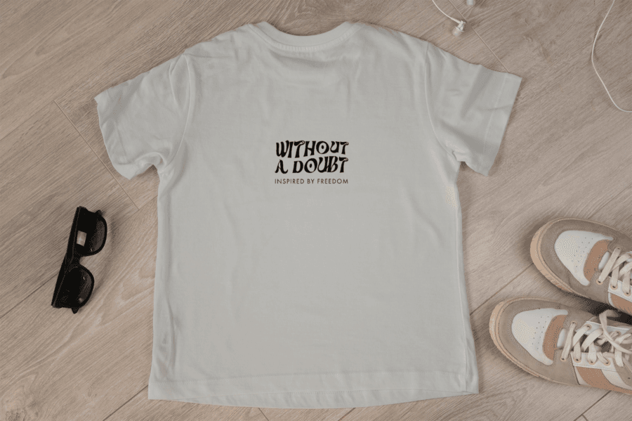 Unisex Oversized T-Shirt: Wander with Gaïa - Image 2